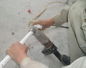 柳城漏水维修电话